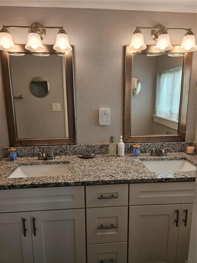 2035 28th Avenue N, Saint Petersburg, FL 33713 Photo
