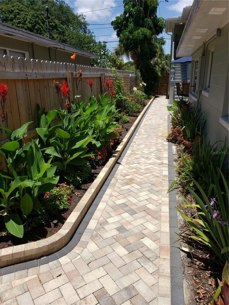 2035 28th Avenue N, Saint Petersburg, FL 33713 Photo