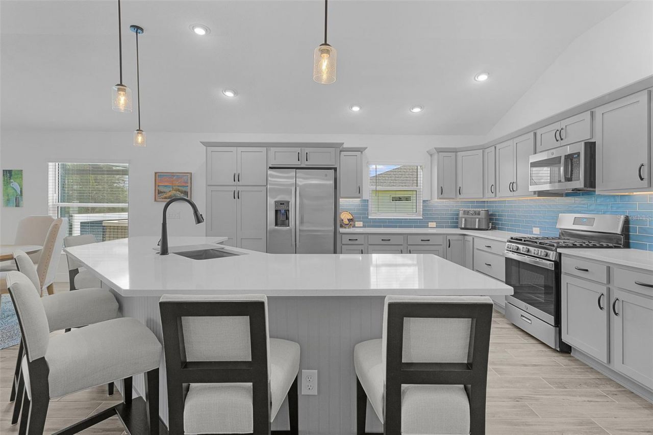 2231 Landrea Loop, The Villages, FL 32163 Photo