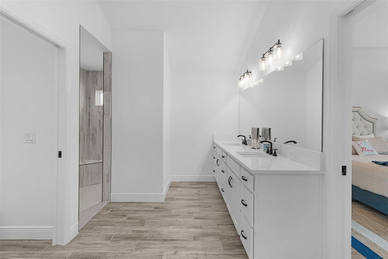 2231 Landrea Loop, The Villages, FL 32163 Photo