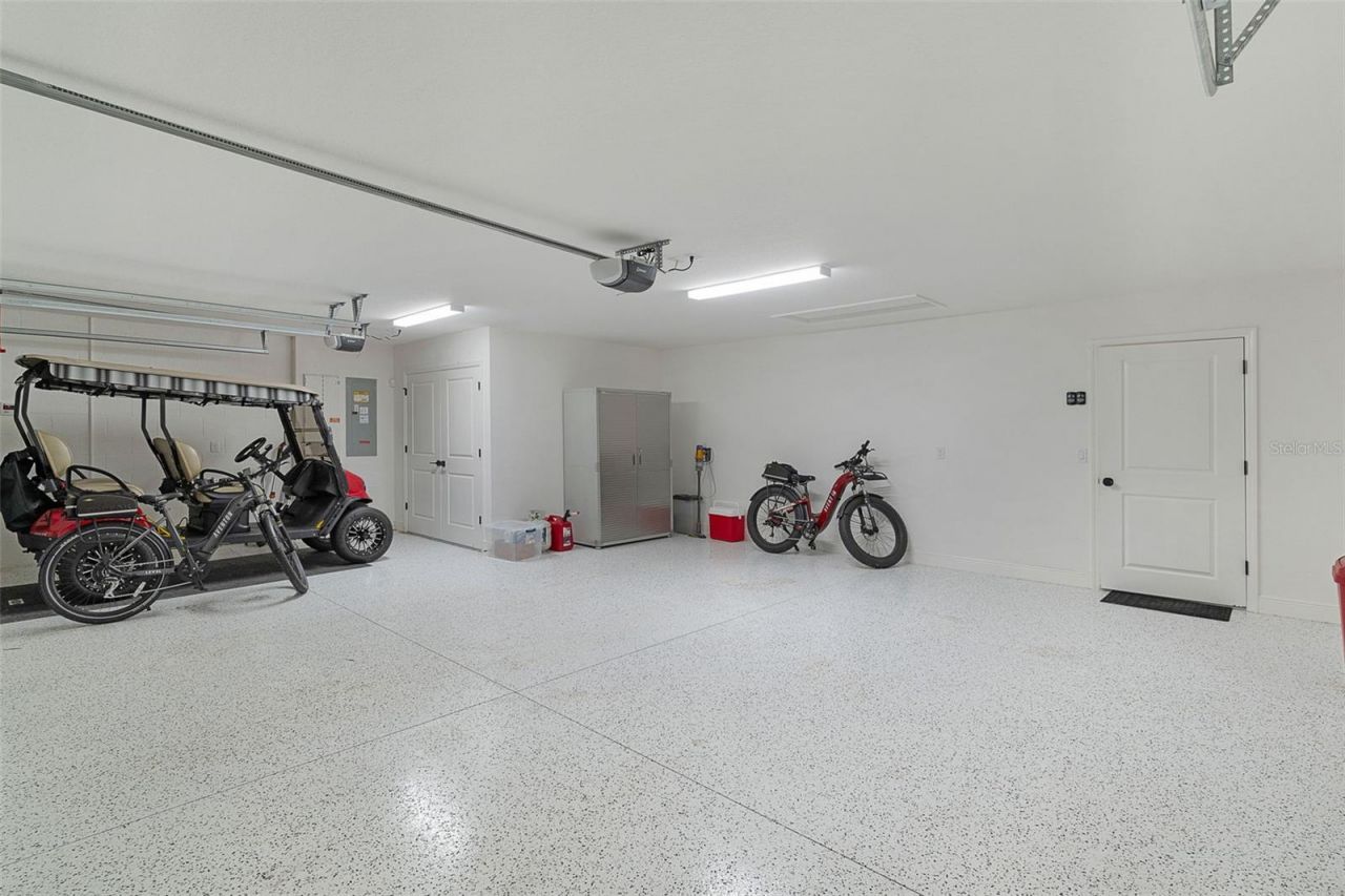 2231 Landrea Loop, The Villages, FL 32163 Photo