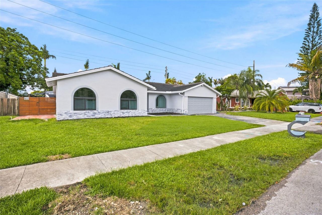 14460 SW 151 Terrace, Miami, FL 33186 Photo