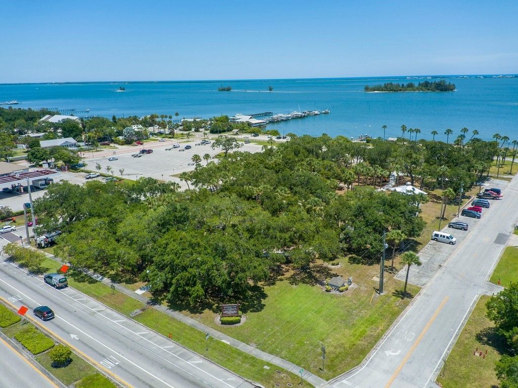 13530 Westport Drive, Unit 102, Sebastian, FL 32958 Photo