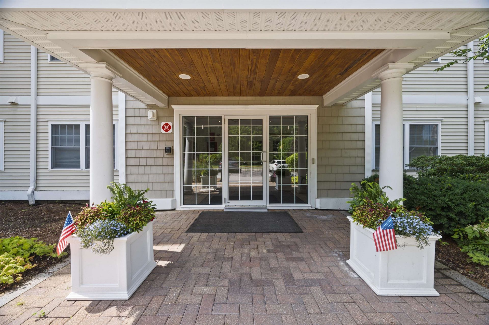 2 Sterling Hill Lane, Unit 243, Exeter, NH 03833 Main Photo