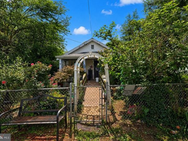 163 MANSFIELD STREET, FREDERICKSBURG, VA 22408