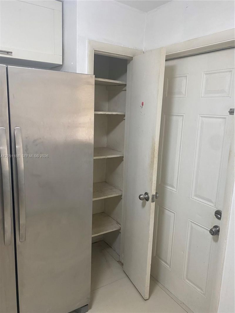 1550 NE 191st St, Unit 309, Miami, FL 33179 Photo