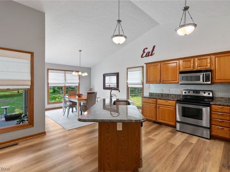 477 Catawba Drive, Wadsworth, OH 44281 Photo 10