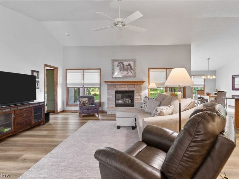 477 Catawba Drive, Wadsworth, OH 44281 Photo 6