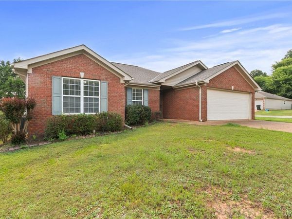 2225 Cross Creek Drive, Tuscaloosa, AL 35404