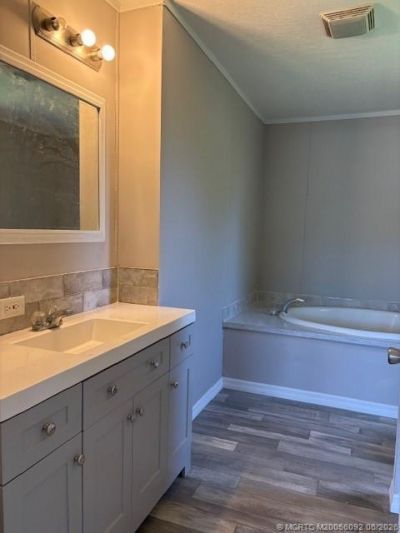 699 4th Street , Moore Haven, FL 33471 Photo