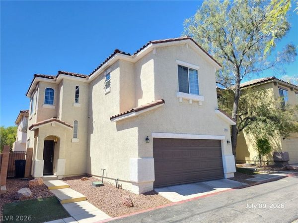8925 Rosewood Meadows Court, Las Vegas, NV 89149