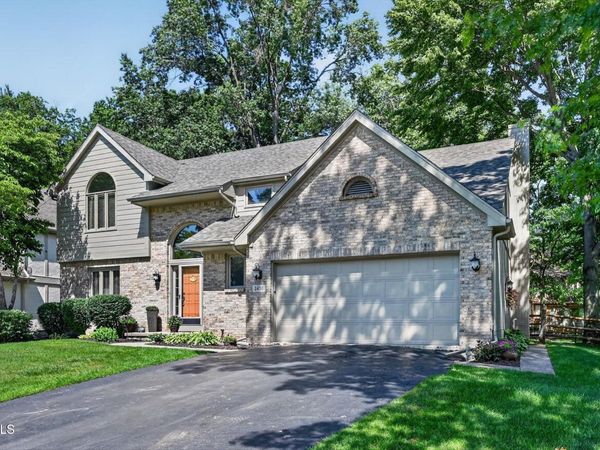 2438 Wembley Terrace , Toledo, OH 43617