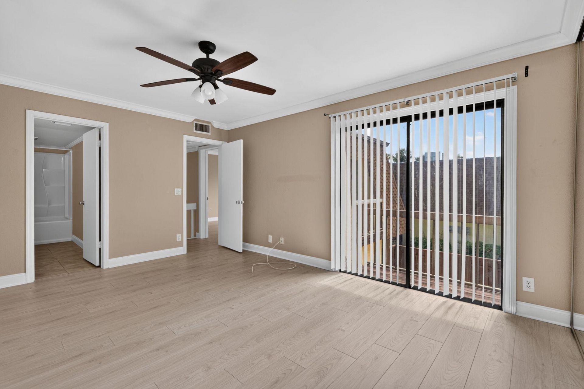 110 N Delaware Boulevard, Unit 15d, Jupiter, FL 33458 Photo