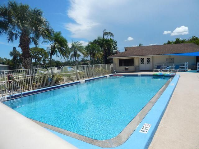 110 N Delaware Boulevard, Unit 15d, Jupiter, FL 33458 Photo