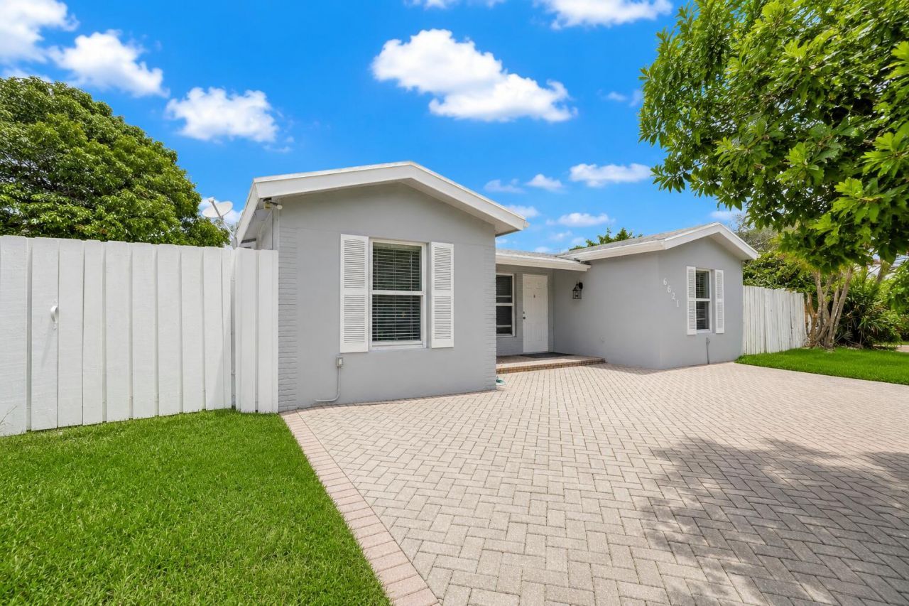6621 Perry Street, Hollywood, FL 33024 Photo