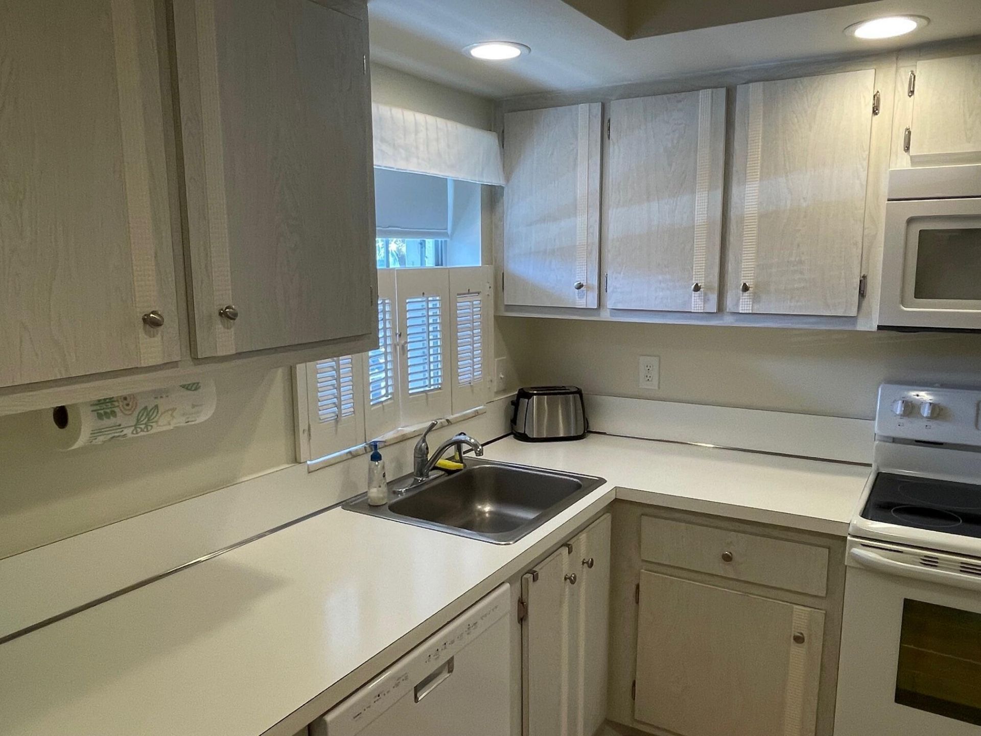 1190 W Sugar Sands Boulevard, Unit 514, Singer Island, FL 33404 Photo