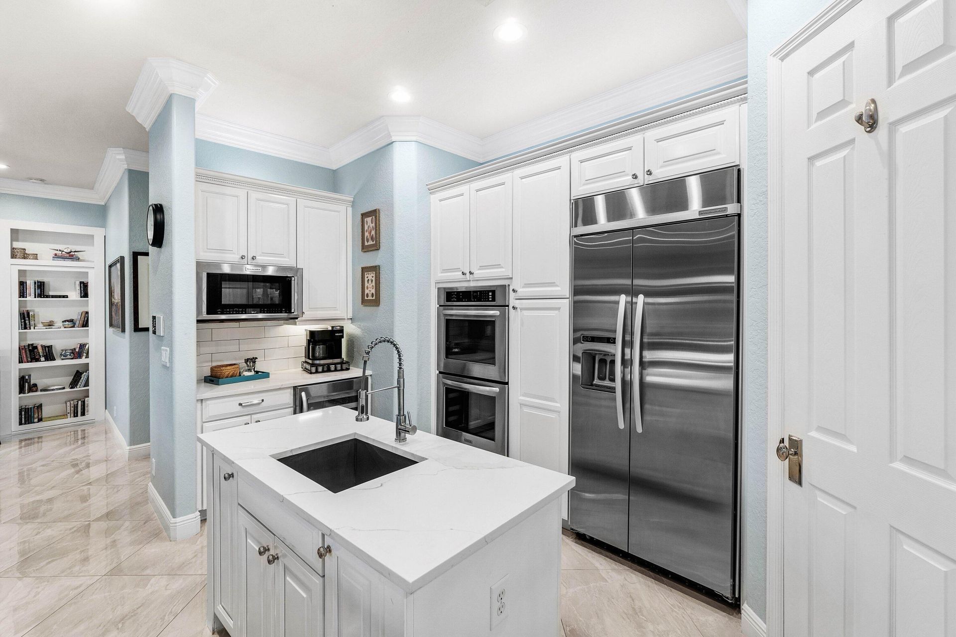 10697 Willow Oak Court, Wellington, FL 33414 Photo