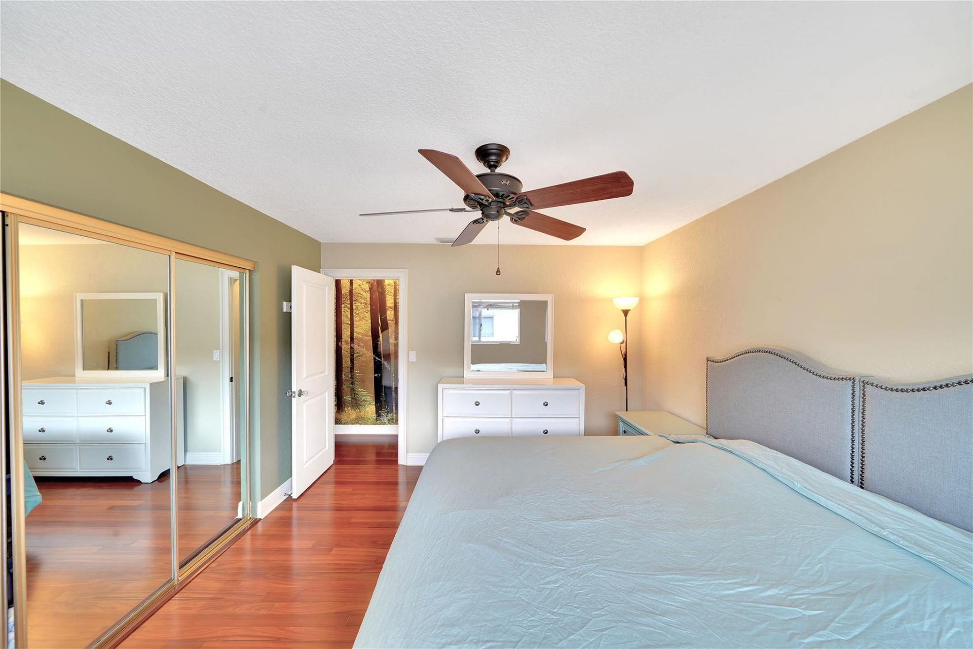 2701 Middle River Drive, Unit 11, Fort Lauderdale, FL 33306 Photo