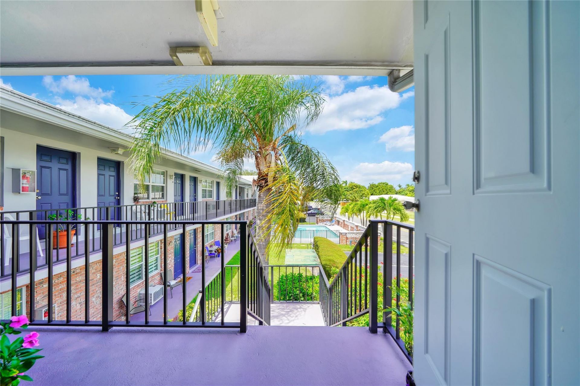 2701 Middle River Drive, Unit 11, Fort Lauderdale, FL 33306 Photo