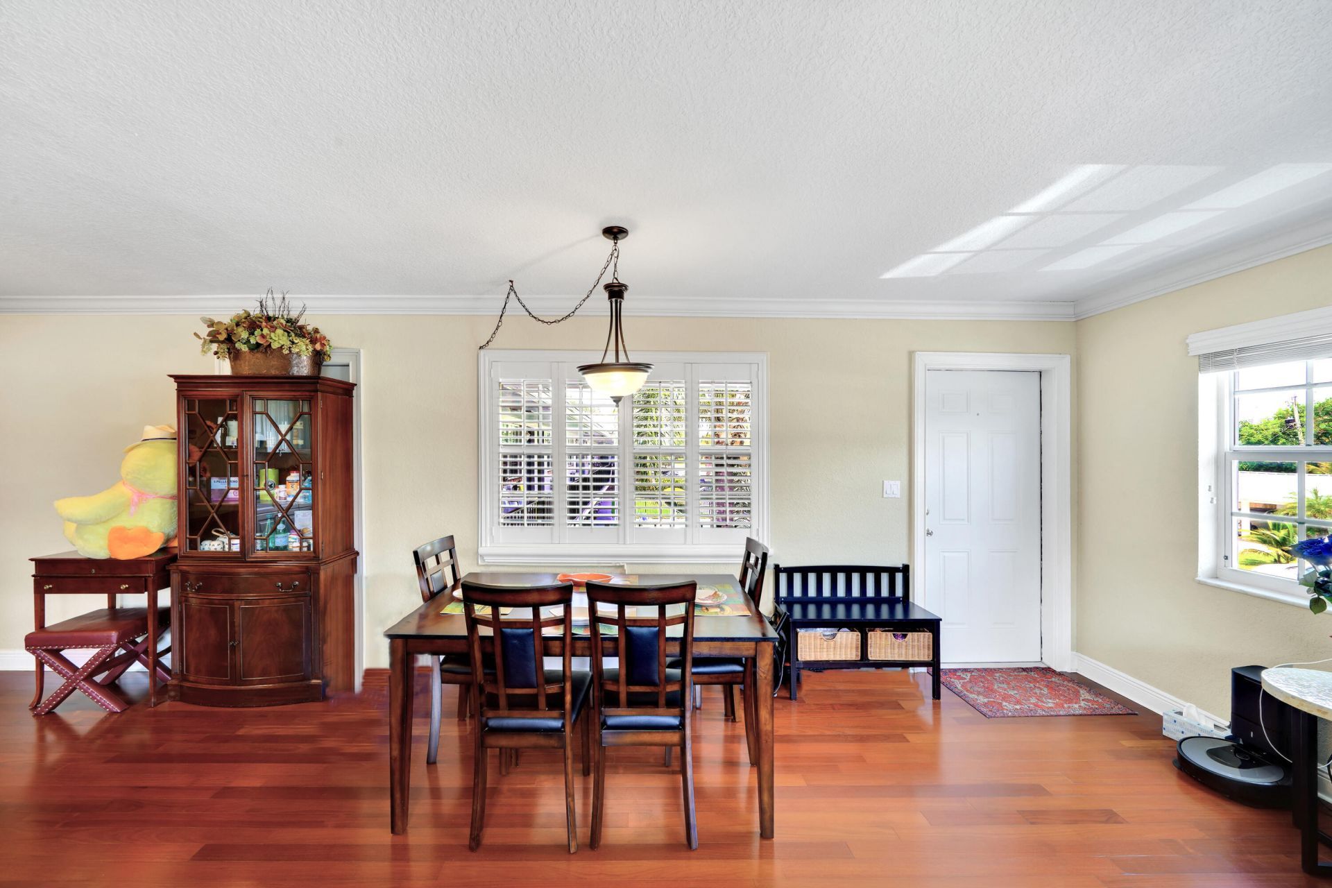 2701 Middle River Drive, Unit 11, Fort Lauderdale, FL 33306 Photo