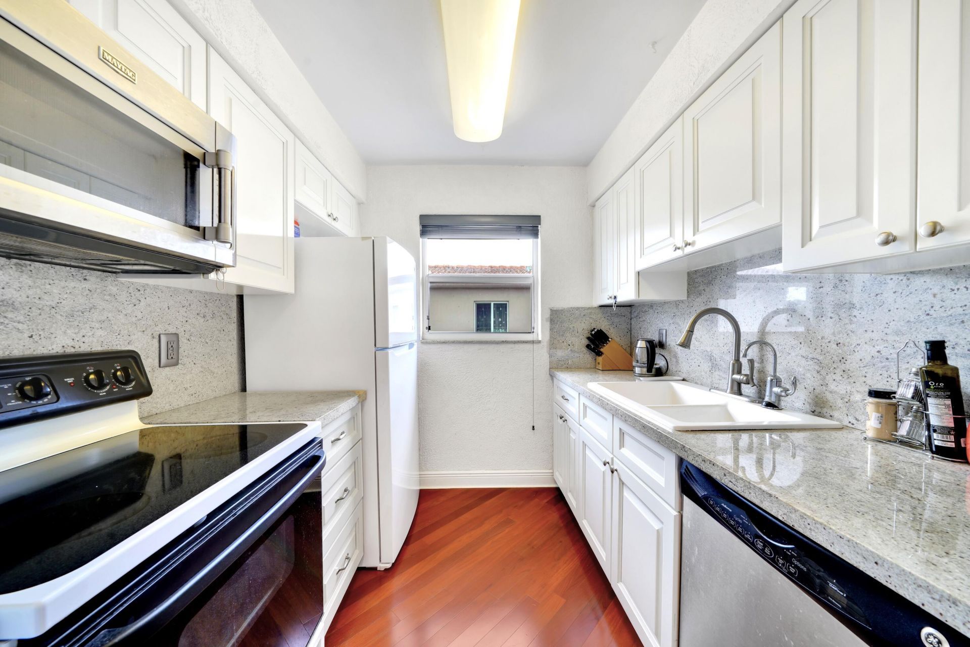 2701 Middle River Drive, Unit 11, Fort Lauderdale, FL 33306 Photo
