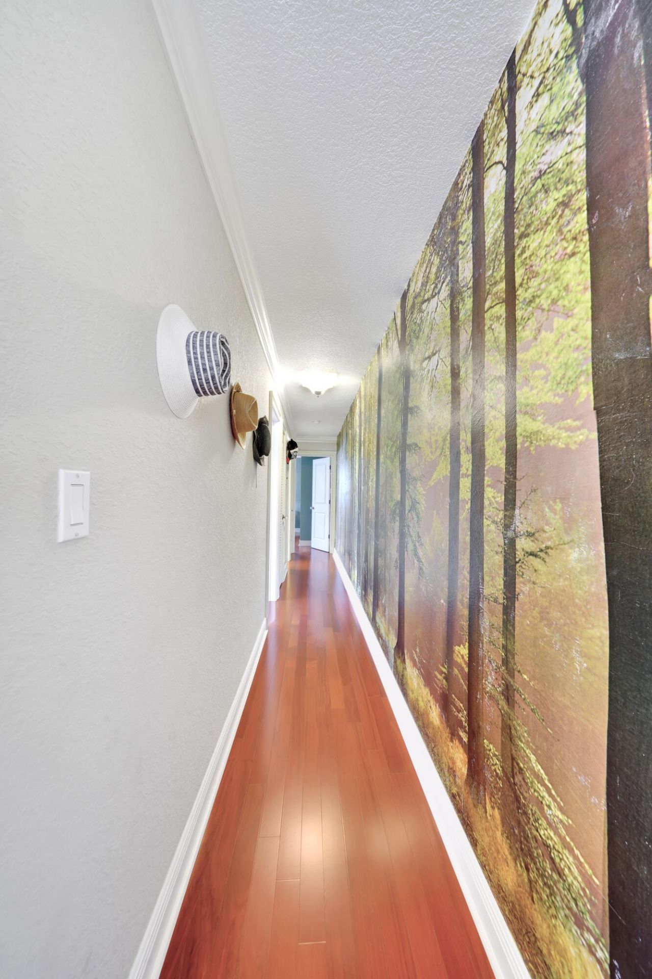 2701 Middle River Drive, Unit 11, Fort Lauderdale, FL 33306 Photo