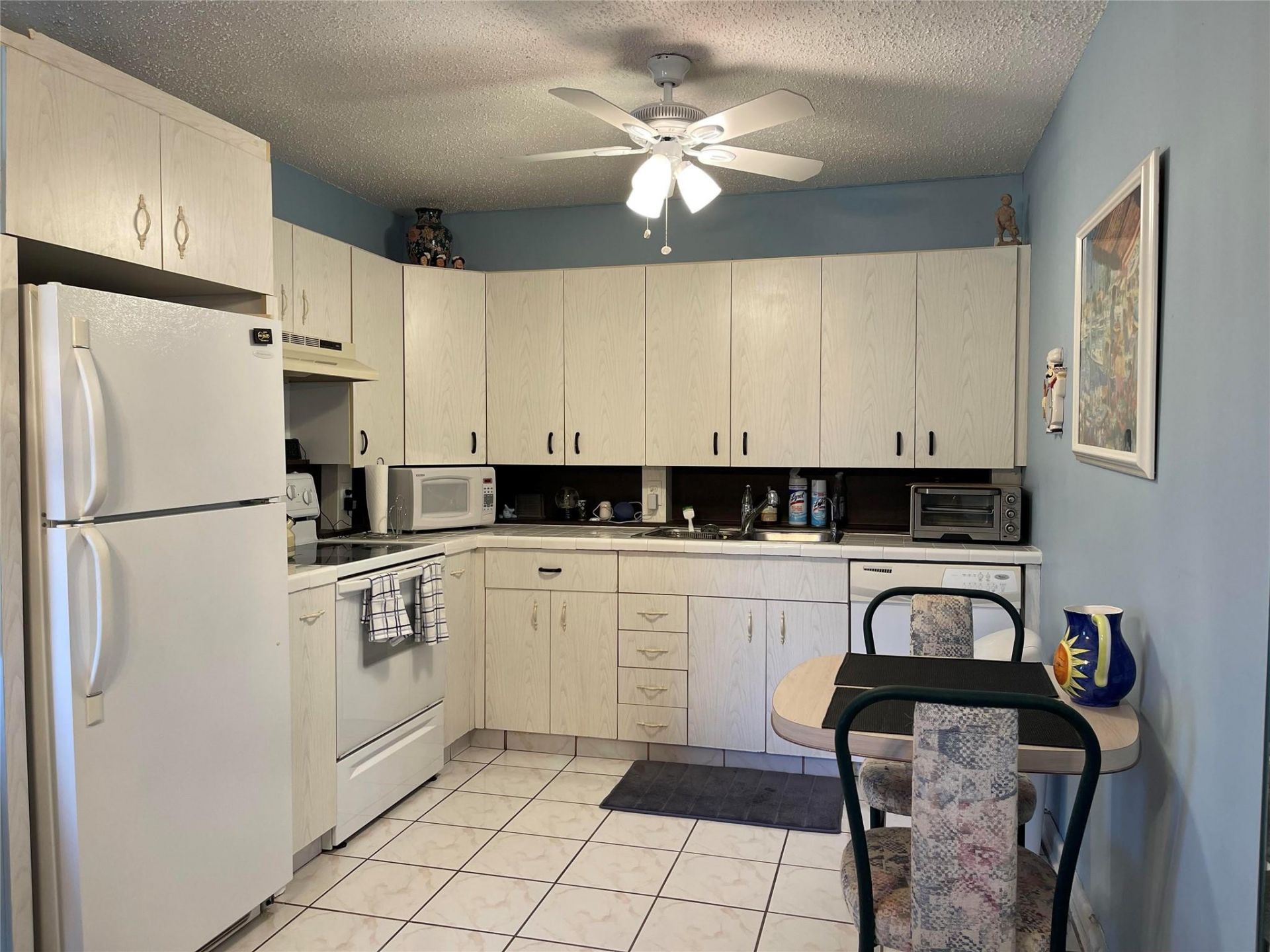 4030 Hythe B, Unit 4030, Boca Raton, FL 33434 Photo
