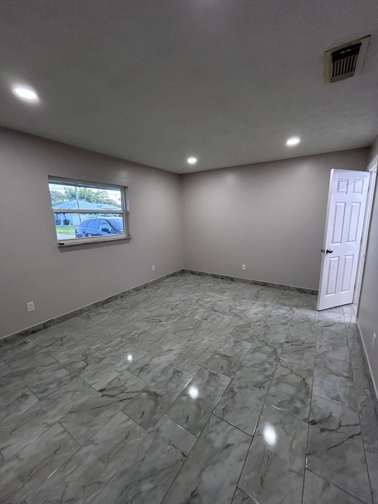 933 SW Dalton Avenue, Port Saint Lucie, FL 34953 Photo