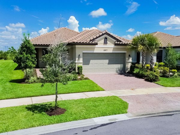 12877 SW Ambra Street, Port St. Lucie, FL 34987