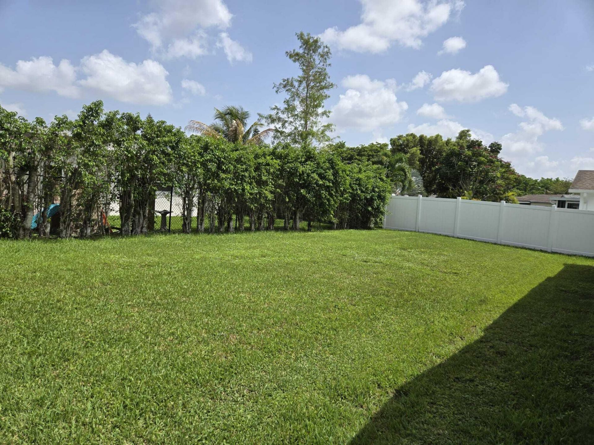 8111 NW 100th Terrace Nw, Tamarac, FL 33321 Photo