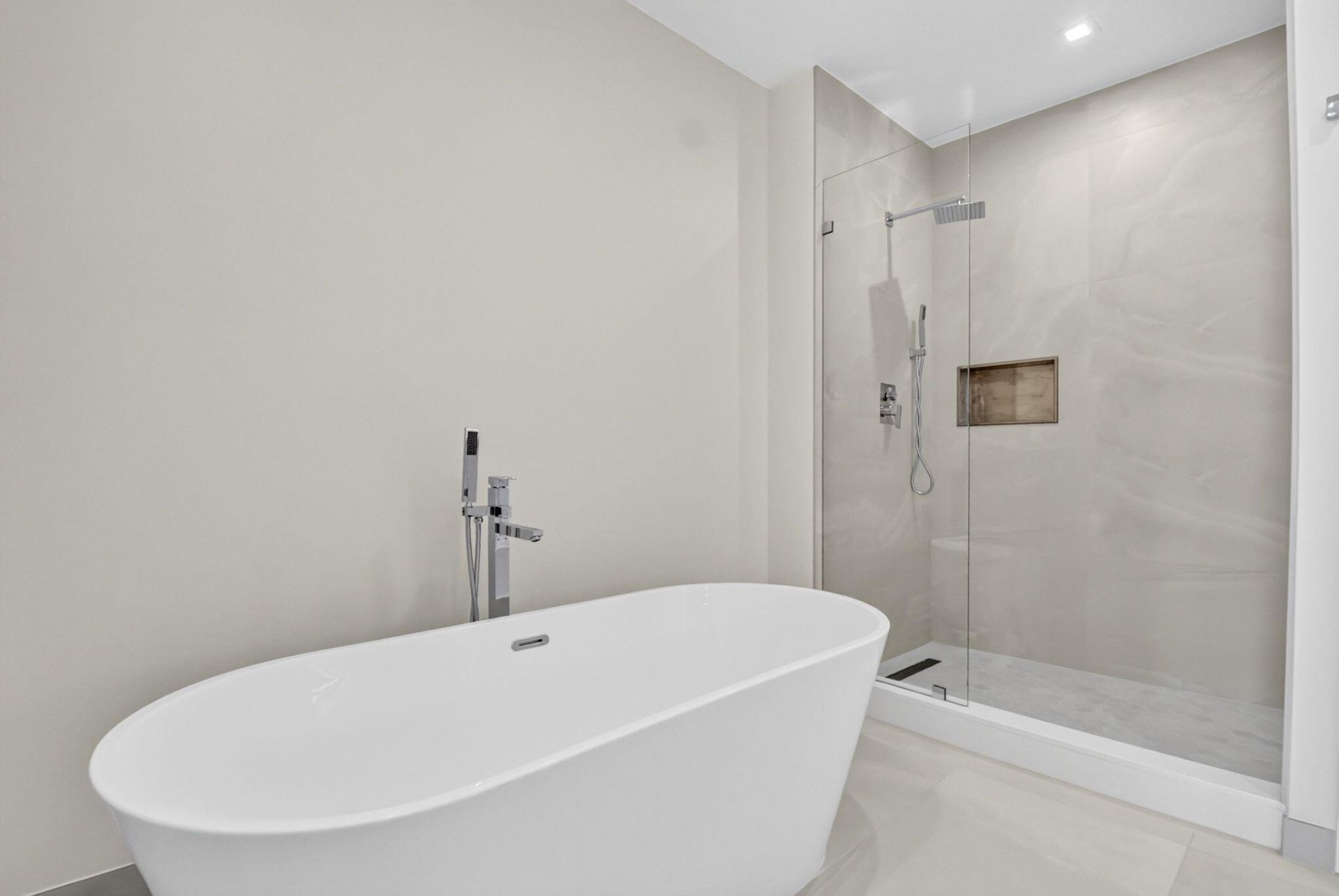 220 Lake Shore Drive, Unit 1506, Lake Park, FL 33403 Photo