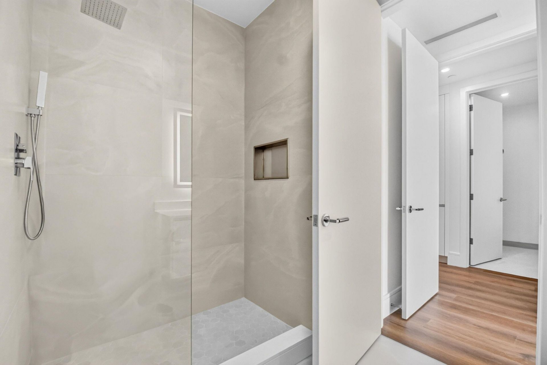 220 Lake Shore Drive, Unit 1506, Lake Park, FL 33403 Photo