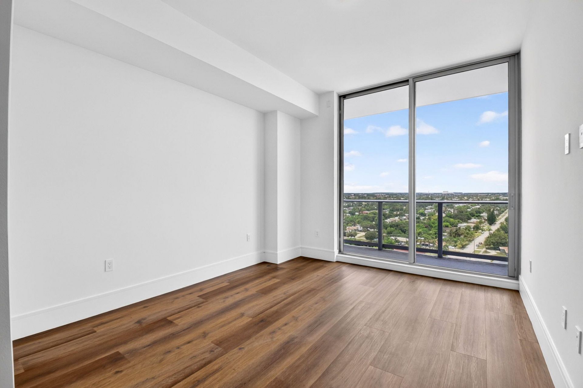 220 Lake Shore Drive, Unit 1506, Lake Park, FL 33403 Photo