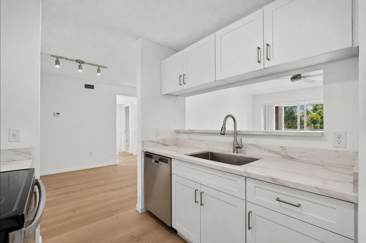 4844 N State Road 7, Unit 2304, Coconut Creek, FL 33073 Photo
