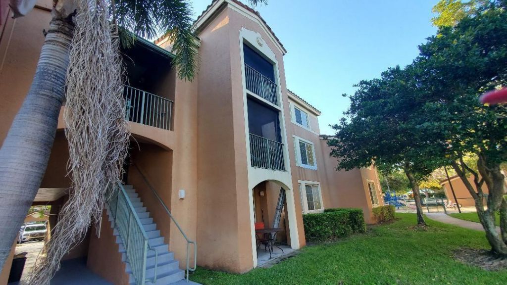 4844 N State Road 7, Unit 2304, Coconut Creek, FL 33073 Photo