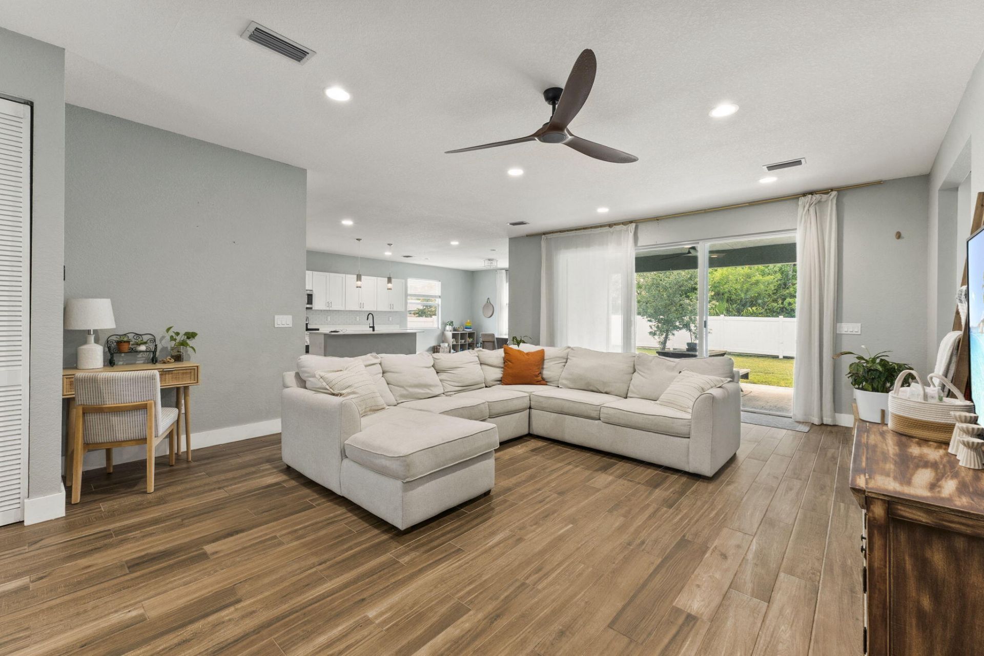 601 SW S Quick Circle, Port Saint Lucie, FL 34953 Photo