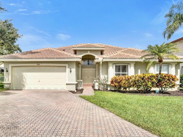 5886 Bay Hill Circle, Lake Worth, FL 33463