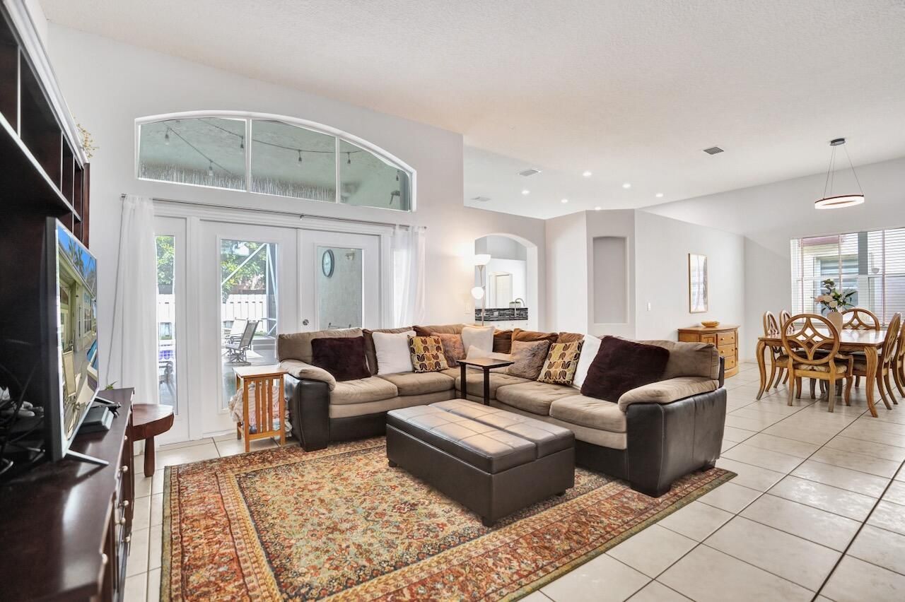 5886 Bay Hill Circle, Lake Worth, FL 33463 Photo