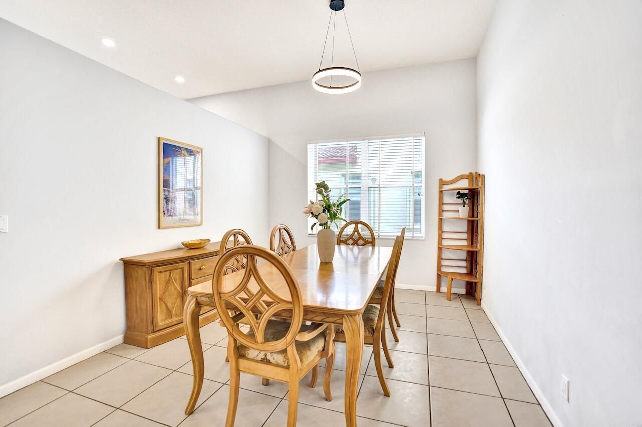 5886 Bay Hill Circle, Lake Worth, FL 33463 Photo
