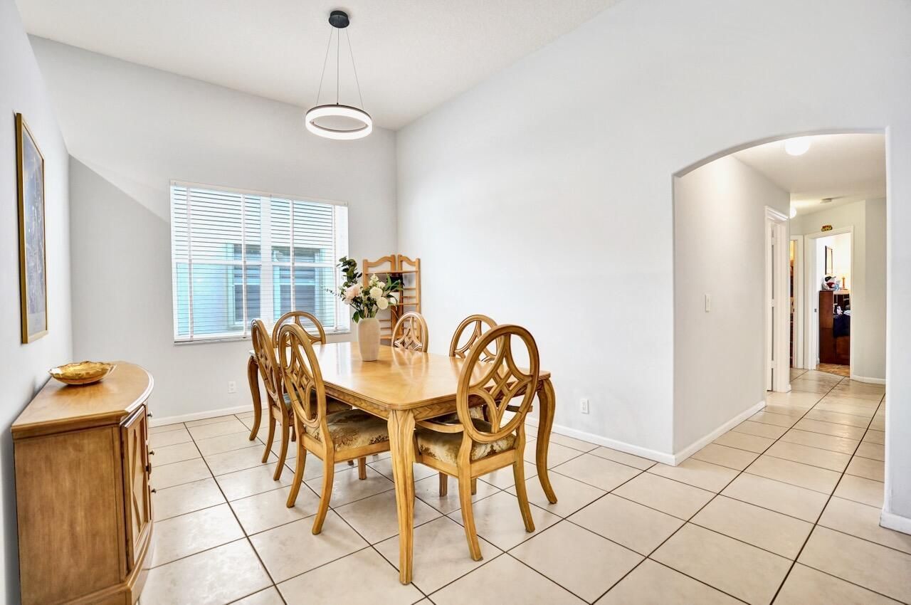 5886 Bay Hill Circle, Lake Worth, FL 33463 Photo