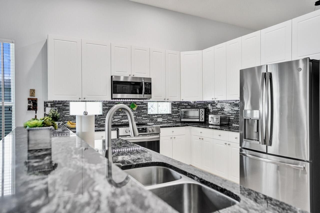 5886 Bay Hill Circle, Lake Worth, FL 33463 Photo