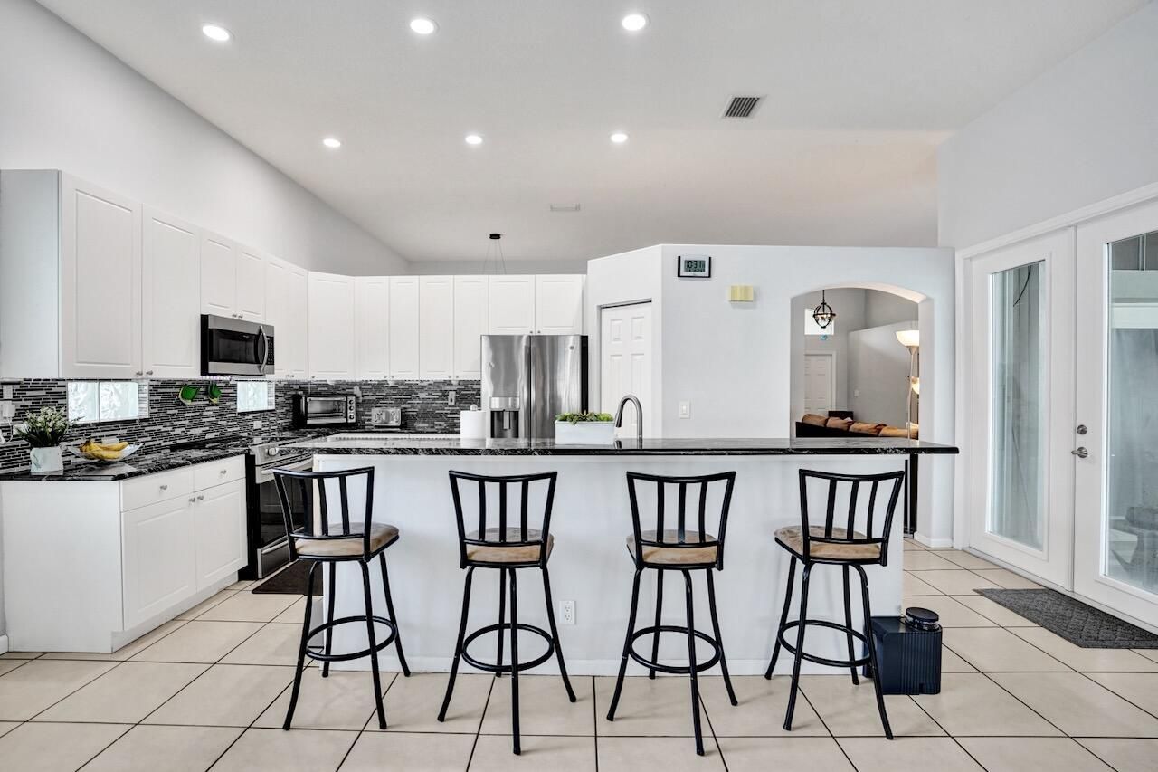 5886 Bay Hill Circle, Lake Worth, FL 33463 Photo