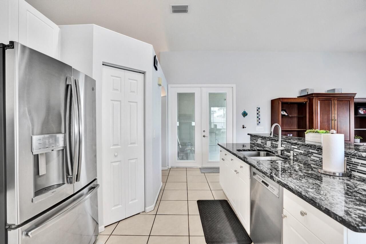 5886 Bay Hill Circle, Lake Worth, FL 33463 Photo