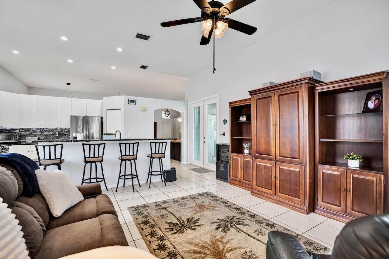 5886 Bay Hill Circle, Lake Worth, FL 33463 Photo