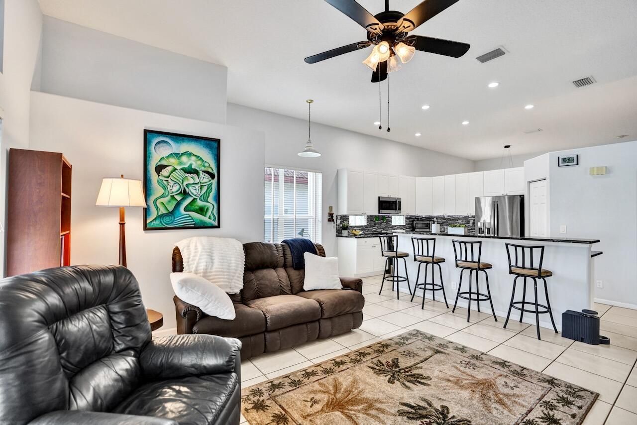 5886 Bay Hill Circle, Lake Worth, FL 33463 Photo