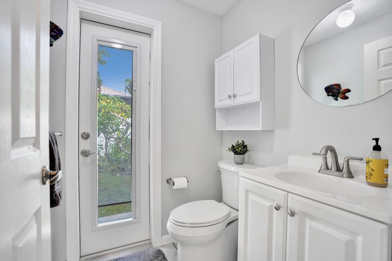 5886 Bay Hill Circle, Lake Worth, FL 33463 Photo