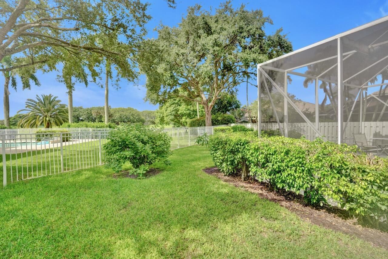 5886 Bay Hill Circle, Lake Worth, FL 33463 Photo