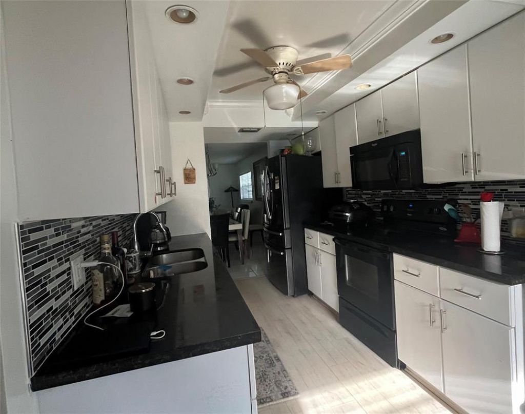 800 SW 125th Way, Unit 112O, Pembroke Pines, FL 33027 Photo