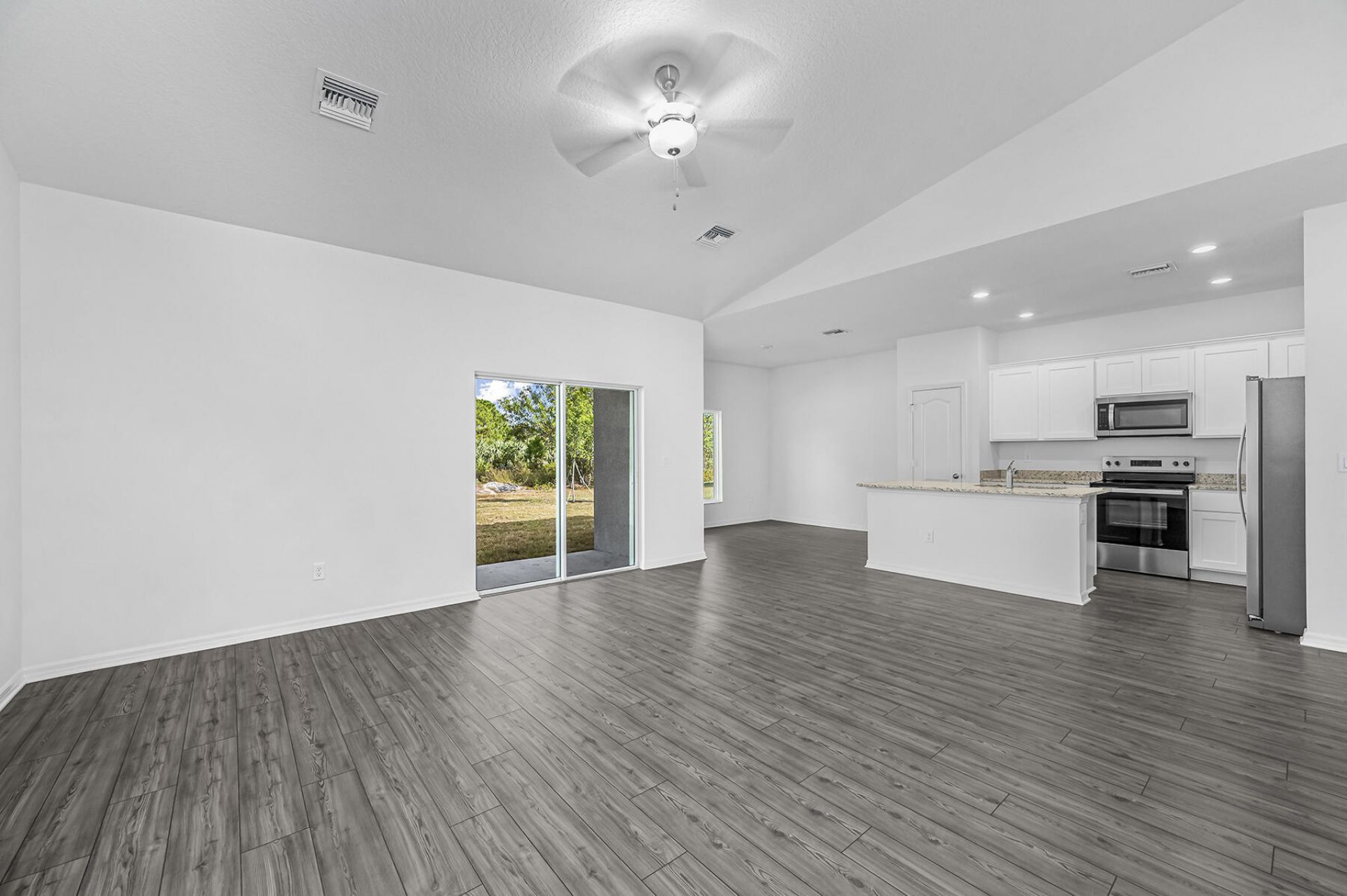 7725 95th Avenue, Vero Beach, FL 32967 Photo
