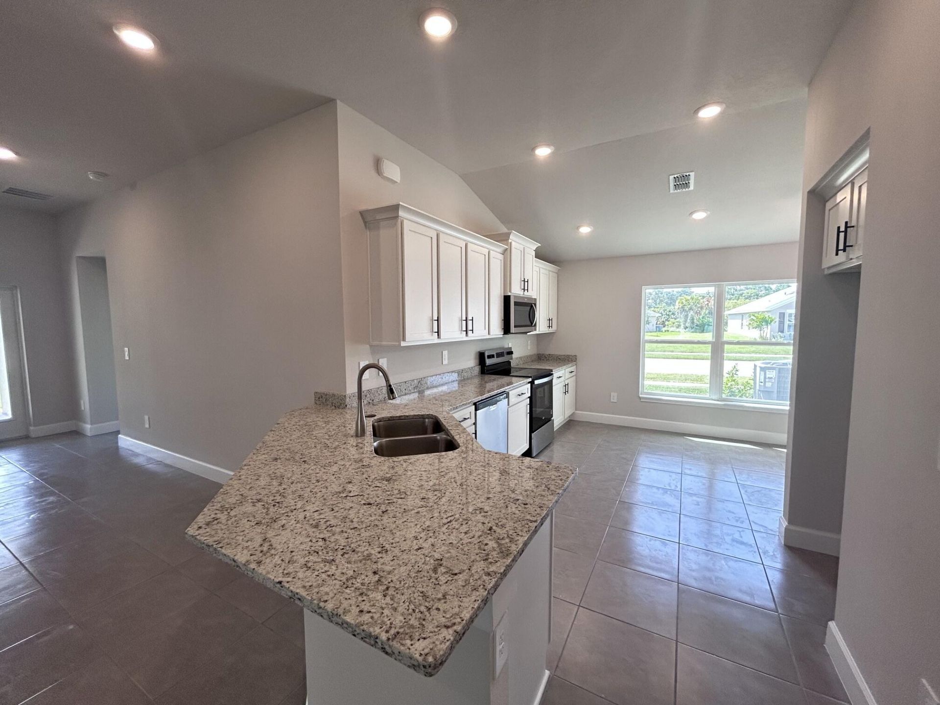 5747 Waterstone Boulevard, Fort Pierce, FL 34951 Photo